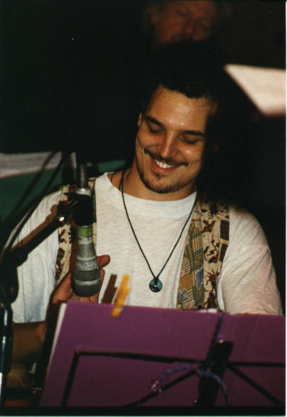 Ravi Pagnamenta.jpg (30487 Byte)